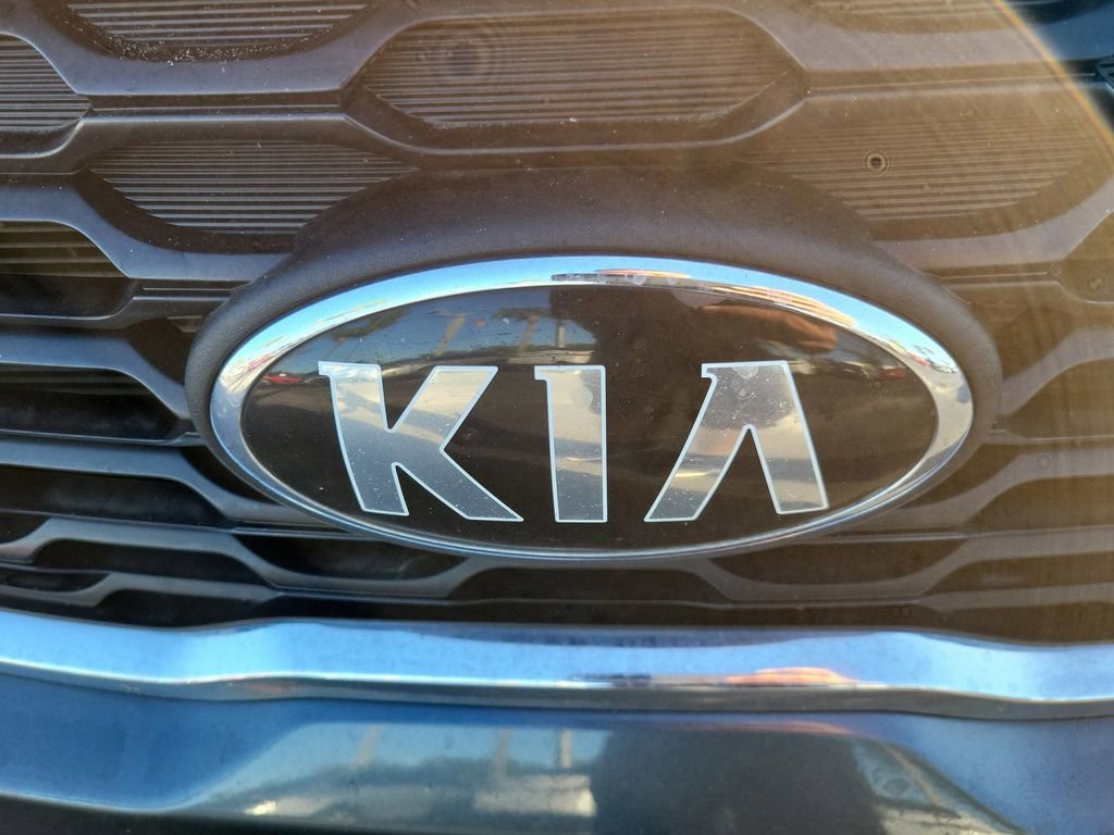 Used 2019 Kia Sorento S AWD/4WD image 7