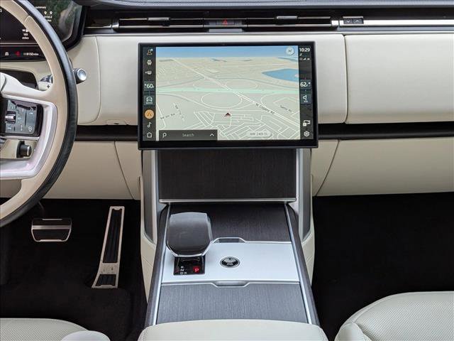 Certified 2024 Land Rover Range Rover Autobiography image 10