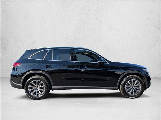 Certified 2026 Mercedes-Benz GLC 300 4MATIC image 4