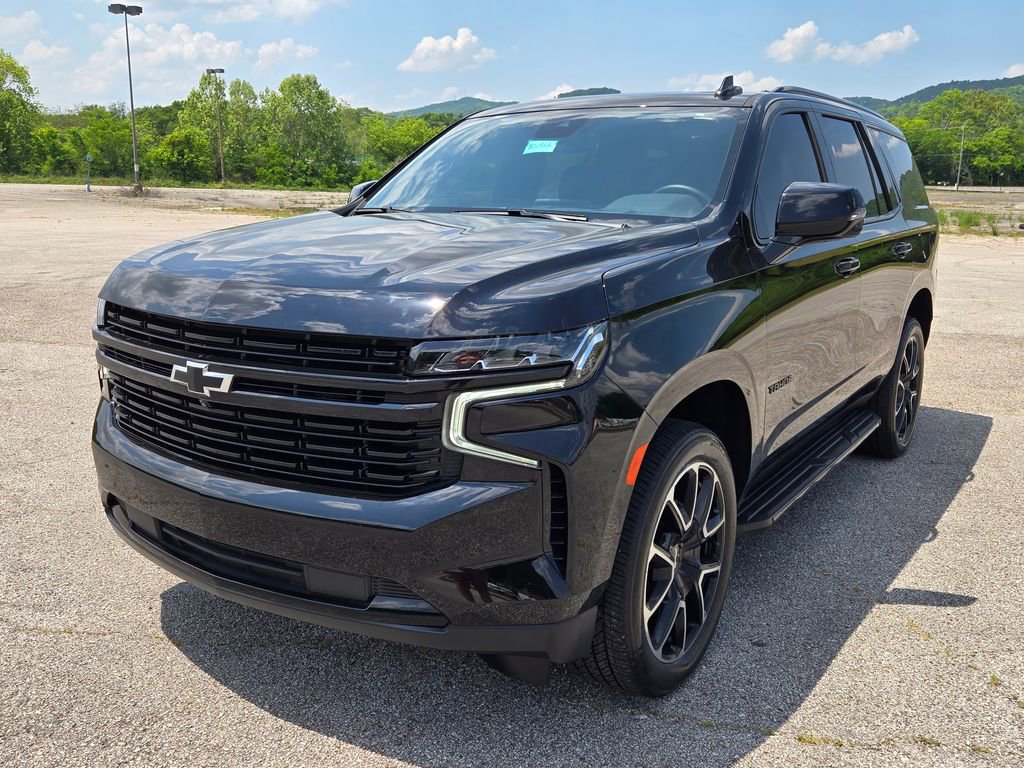 Used 2024 Chevrolet Tahoe RST w/ Luxury Package AWD/4WD image 8