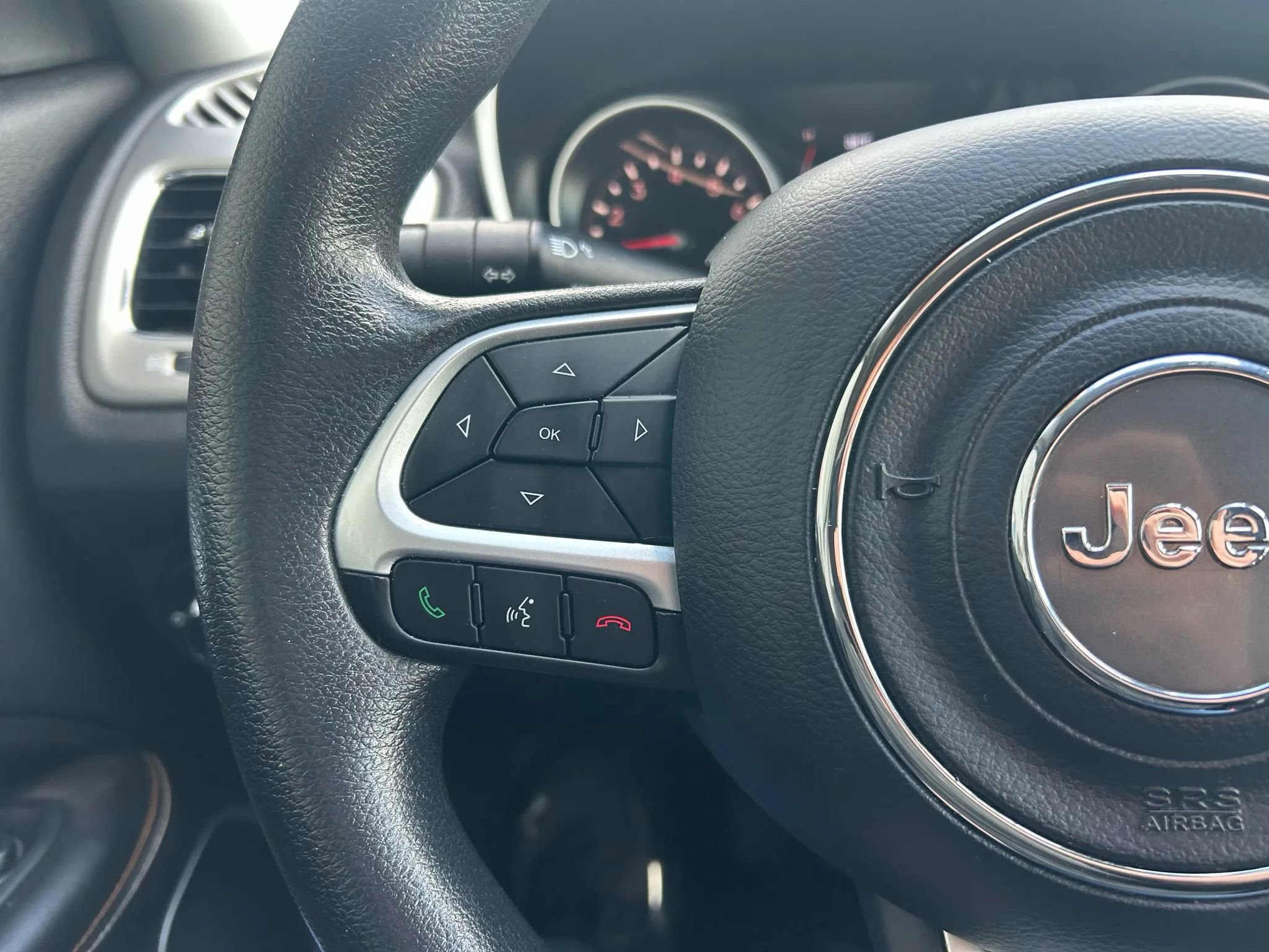 Used 2019 Jeep Compass Sport image 6