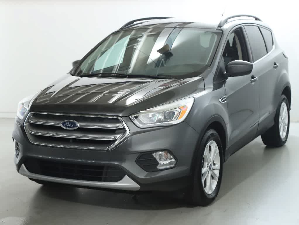 Used 2017 Ford Escape SE w/ Equipment Group 201A