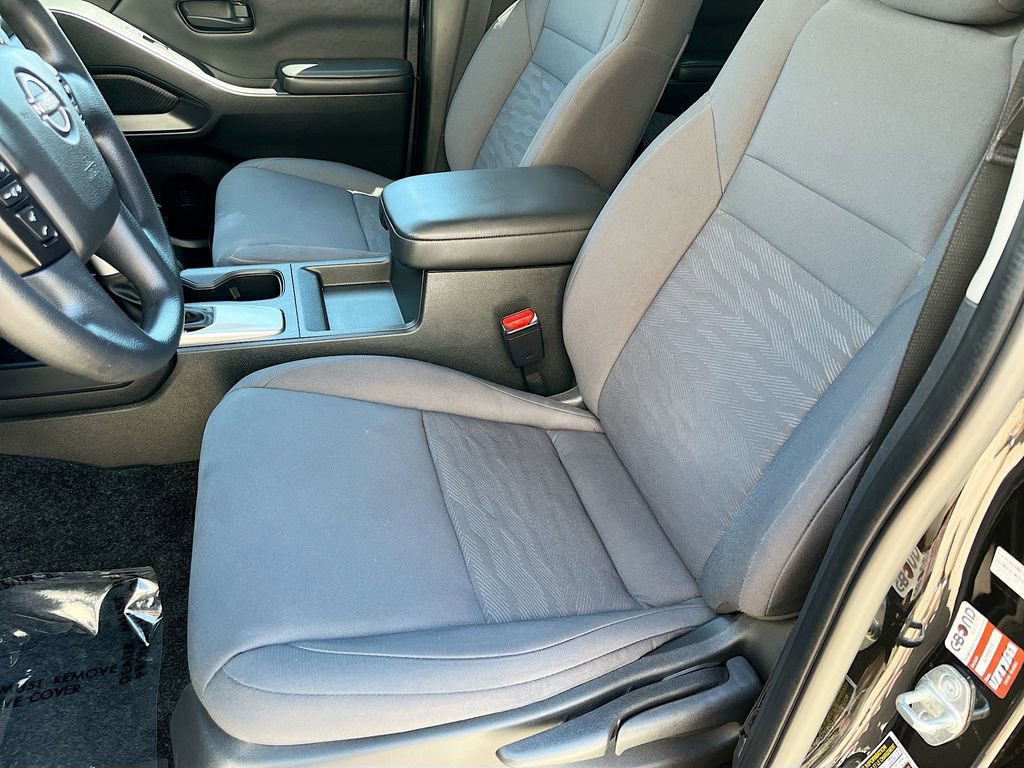 Used 2023 Nissan Frontier S w/ Technology Package image 18