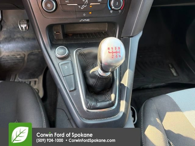 Used 2017 Ford Focus ST FWD image 13