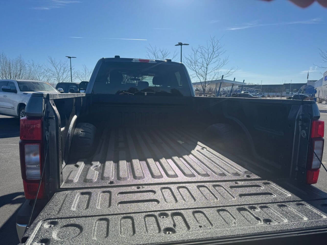 Used 2022 Ford F350 XLT w/ XLT Premium Package AWD/4WD image 8