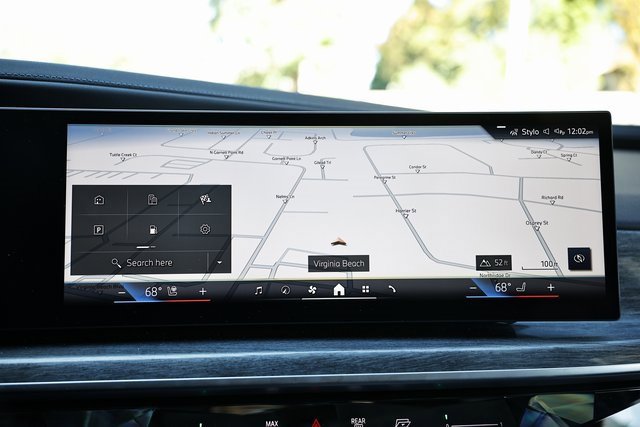 Used 2025 BMW 740i xDrive image 37