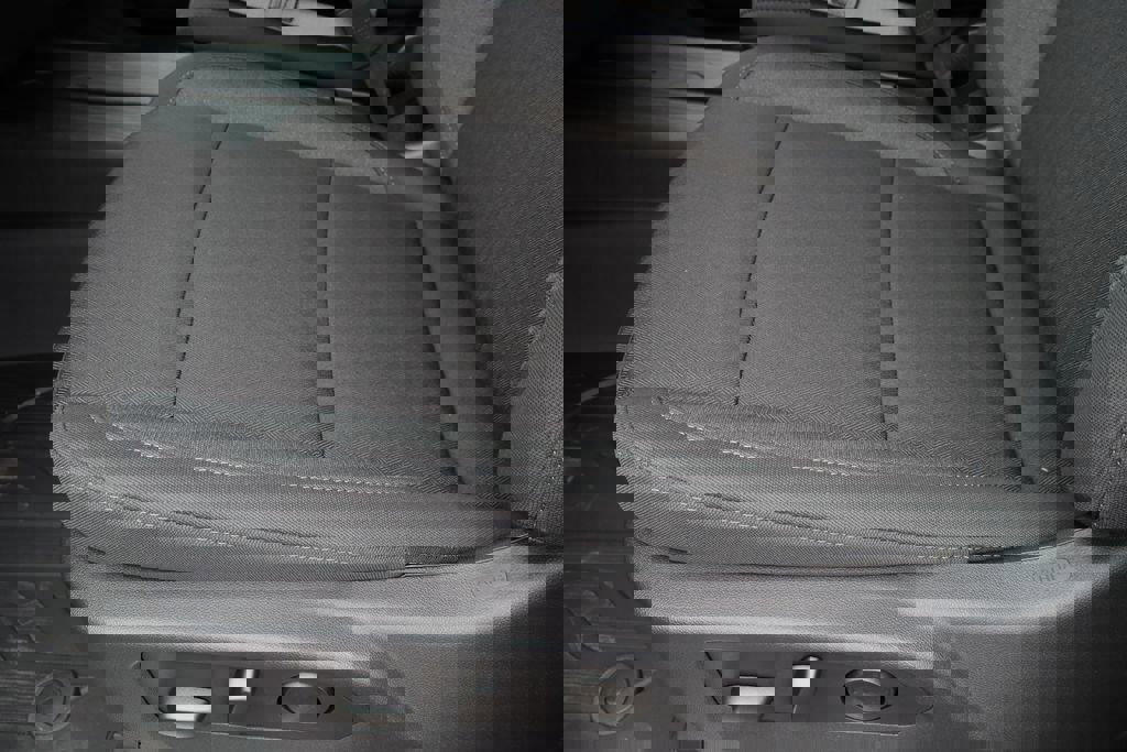 New 2026 GMC Sierra 1500 SLE image 14