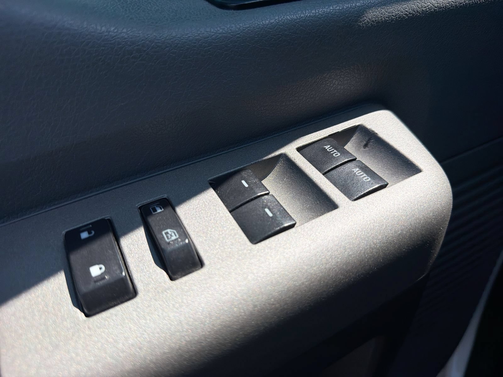 Used 2016 Ford F250 XLT AWD/4WD image 19