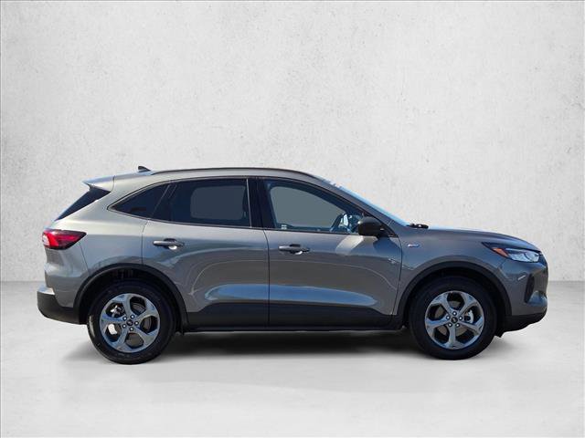 Used 2025 Ford Escape ST-Line AWD/4WD image 4