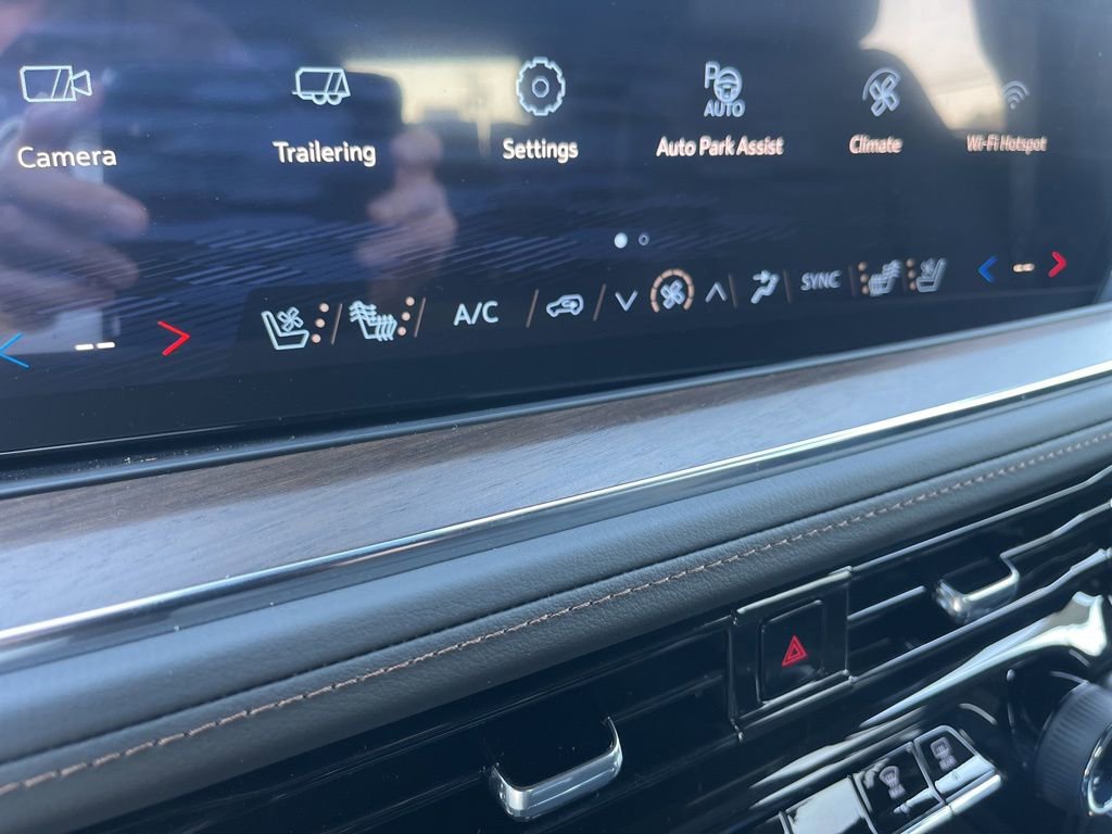 New 2026 Chevrolet Tahoe High Country AWD/4WD image 26