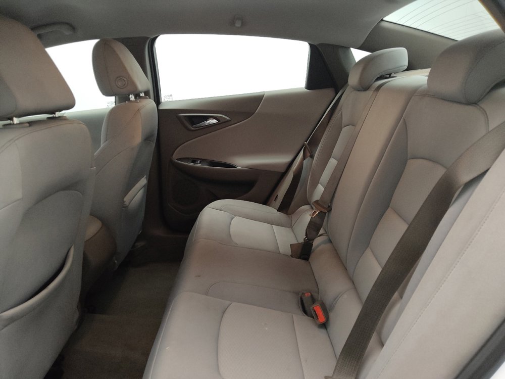 Used 2020 Chevrolet Malibu LS FWD image 18
