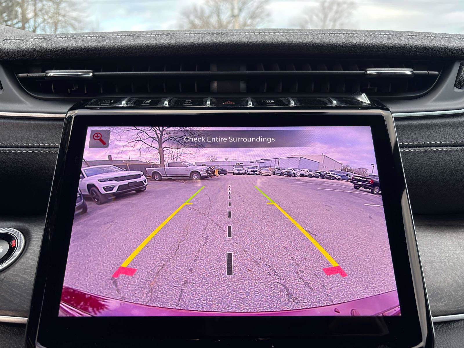 New 2025 Jeep Grand Cherokee Limited w/ Black Appearance Package image 13