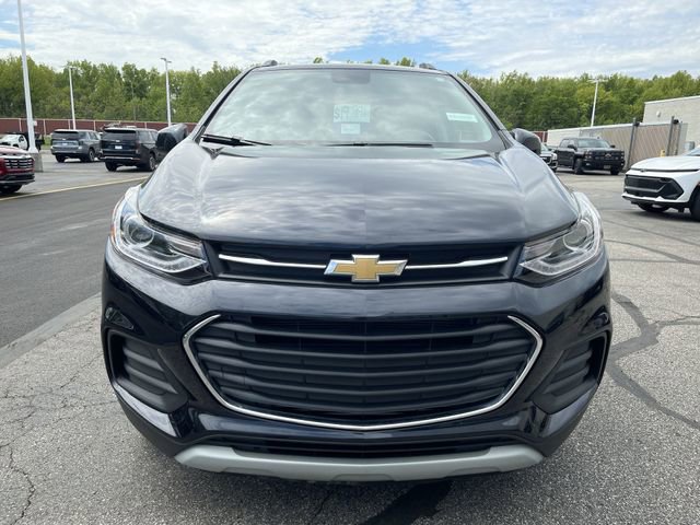 Certified 2022 Chevrolet Trax LT w/ LT Convenience Package AWD/4WD image 28