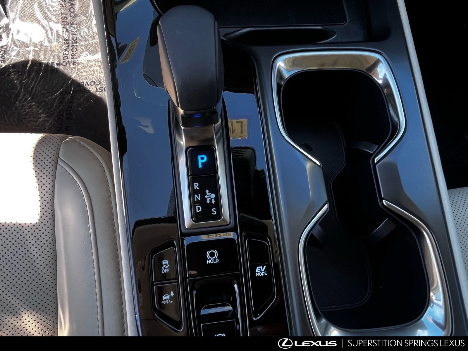 New 2026 Lexus NX 350 350h Luxury image 16