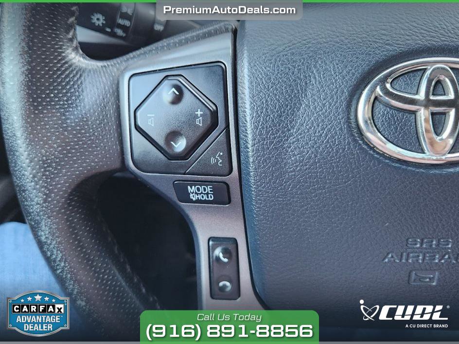 Used 2017 Toyota Tacoma TRD Off-Road image 23