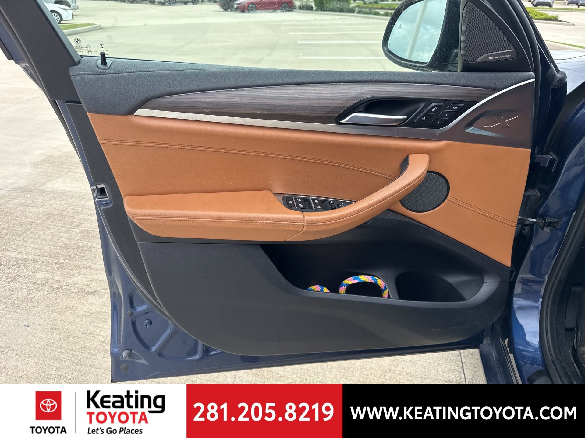 Used 2019 BMW X4 M40i w/ Premium Package image 11