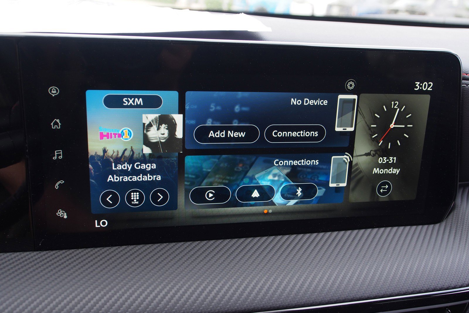 Used 2025 Nissan Kicks SR image 25