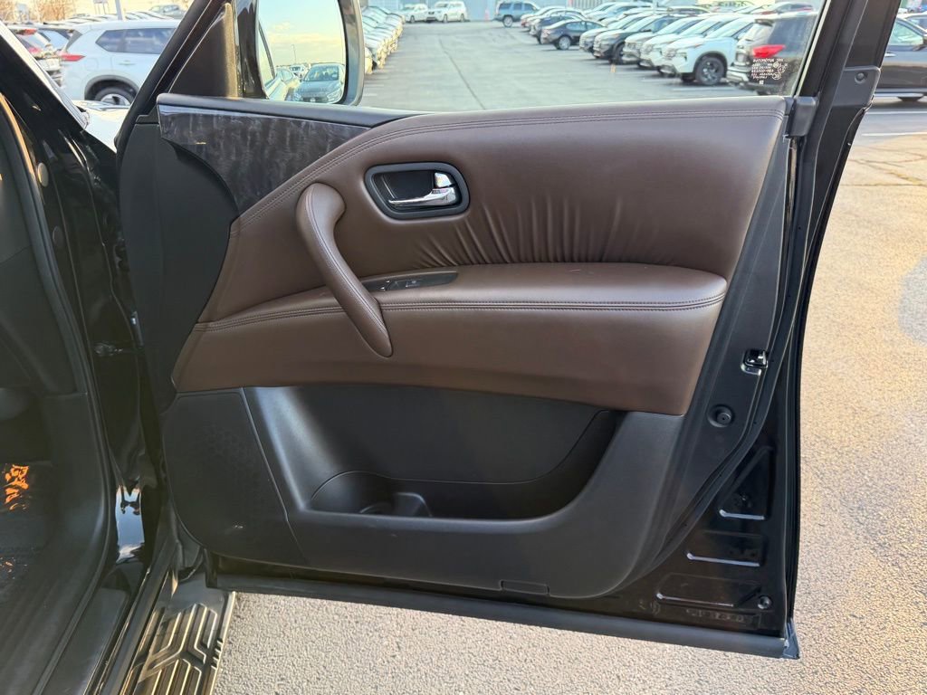 Used 2024 Nissan Armada Platinum w/ Captain's Chairs Package image 26