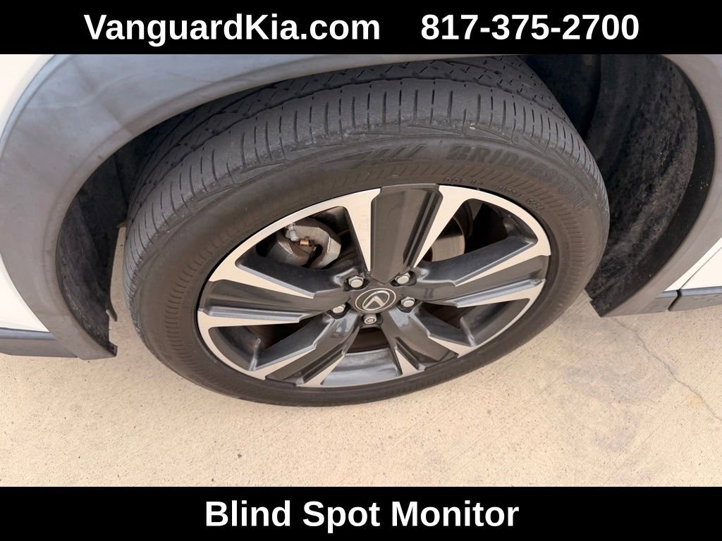 Used 2019 Lexus UX 200 w/ Accessory Package 2 FWD image 8