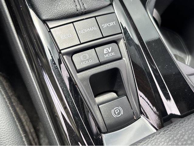 Used 2026 Toyota Camry XSE FWD image 30