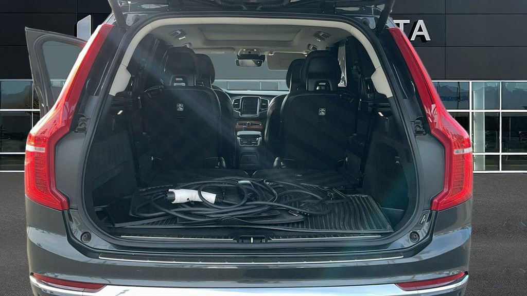 Used 2021 Volvo XC90 T8 Inscription Expression w/ Advanced Package image 17