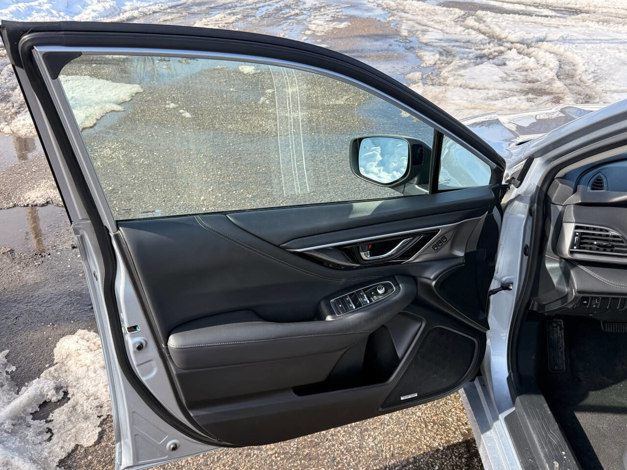 Used 2020 Subaru Legacy Limited w/ Popular Package #3 image 10