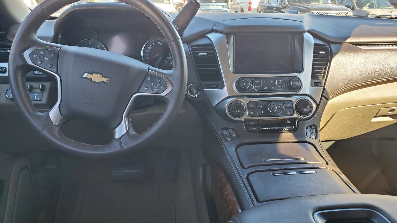 Used 2017 Chevrolet Suburban Premier image 8