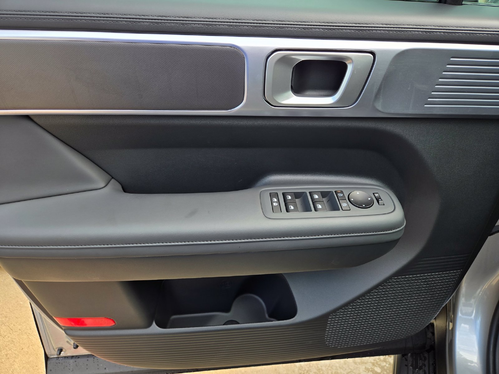 New 2027 Hyundai Santa Fe SEL FWD image 19