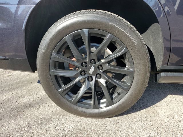 Used 2022 Cadillac Escalade Sport Platinum w/ LPO, ONYX Package image 5