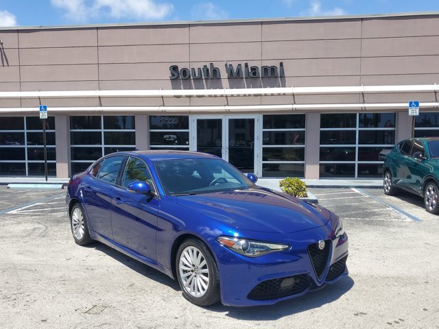 Used 2022 Alfa Romeo Giulia Sprint image 1