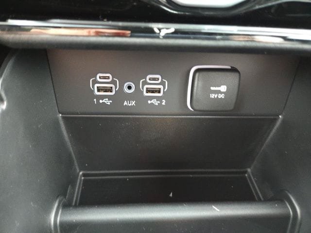 New 2026 Jeep Grand Cherokee Limited w/ Limited Altitude Package AWD/4WD image 14