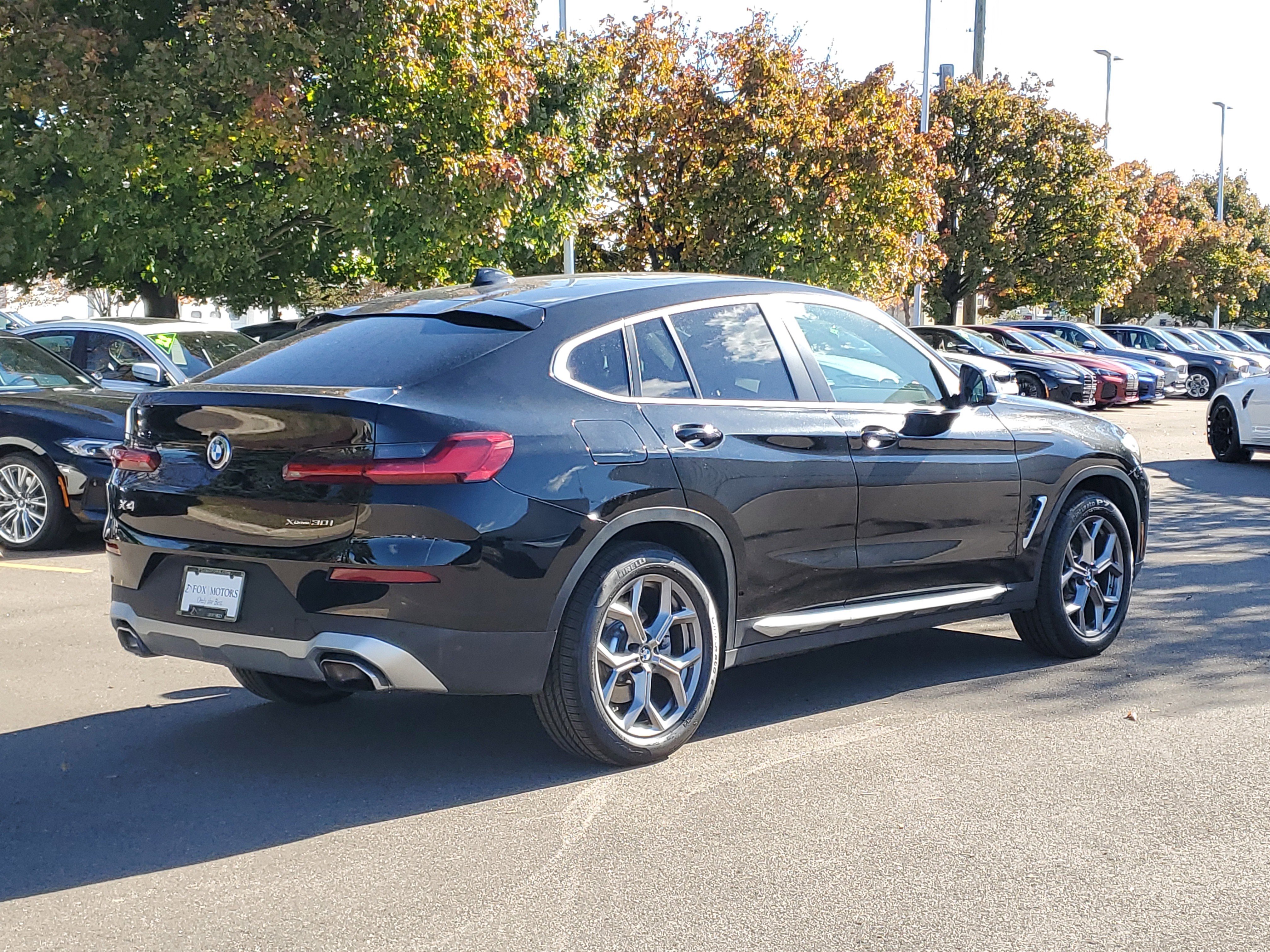 Certified 2023 BMW X4 xDrive30i w/ Premium Package image 3