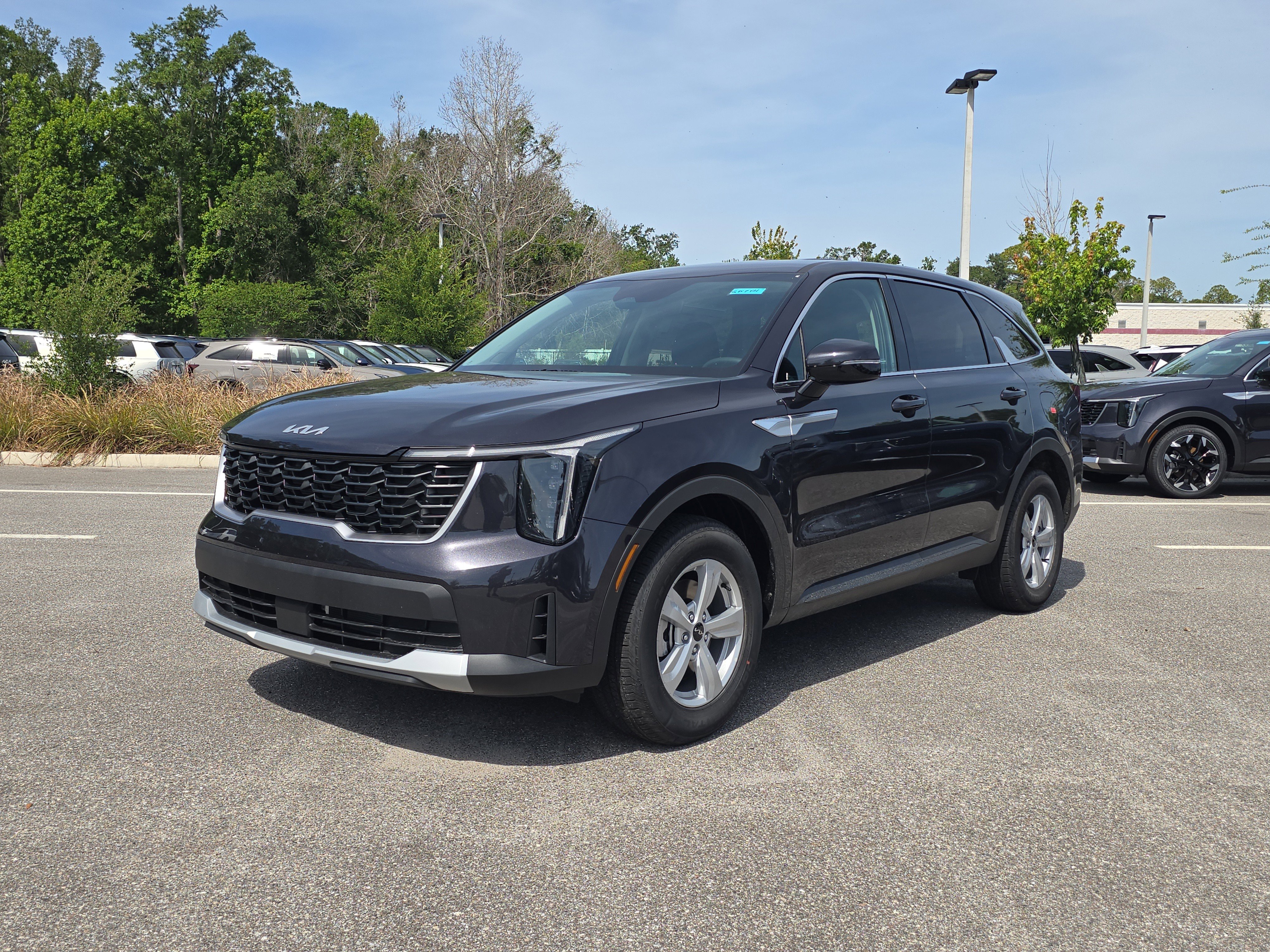 New 2026 Kia Sorento LX FWD image 4