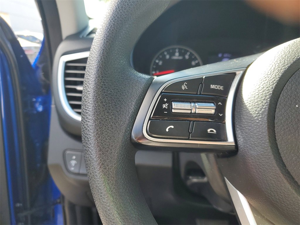 Certified 2022 Kia Seltos LX image 20