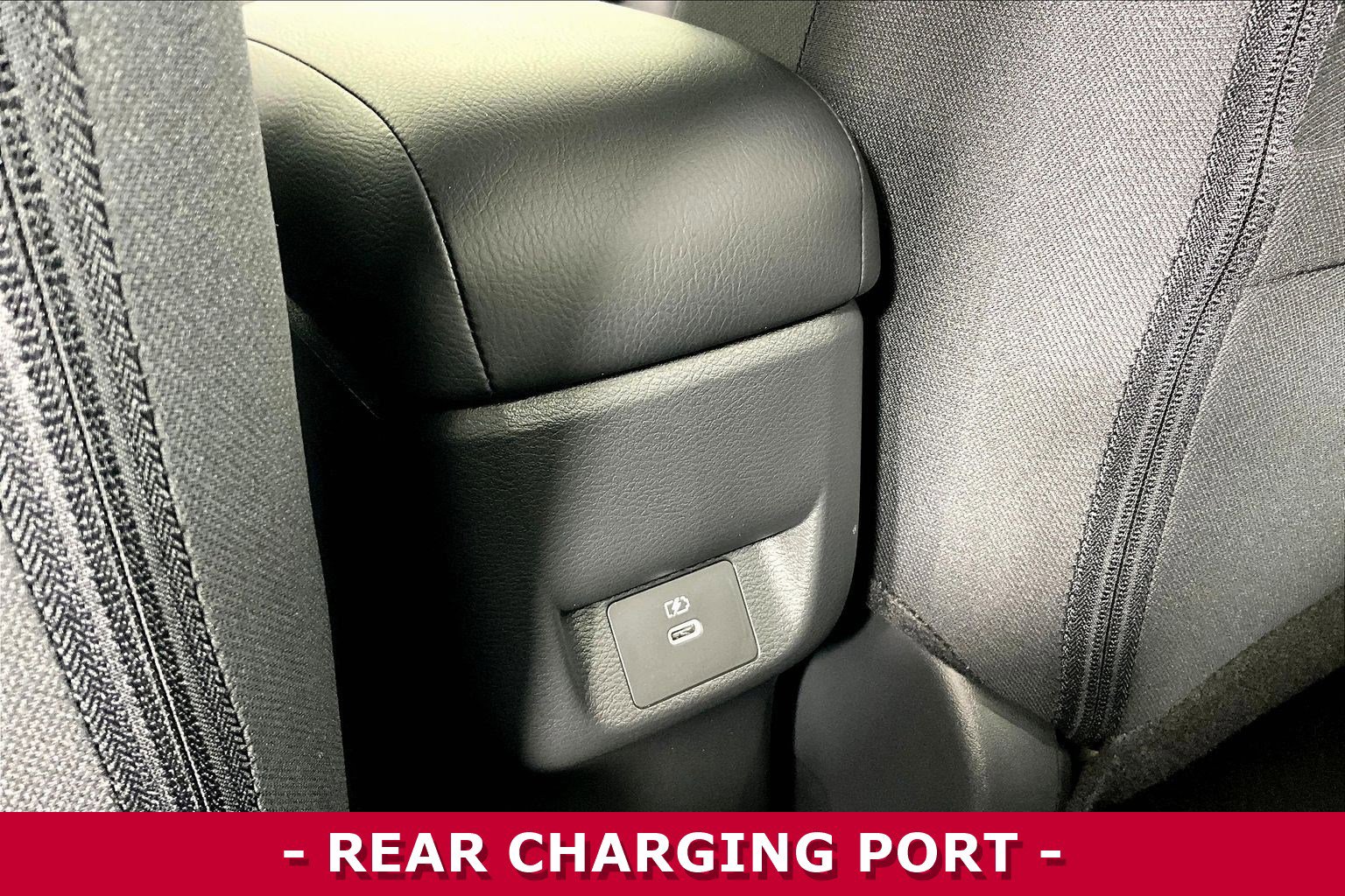 Certified 2025 Nissan Versa SV w/ Trunk Package image 11