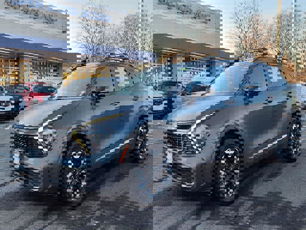 Used 2023 Kia Sportage X-Line image 3