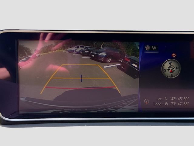 Used 2018 Lexus RX 450h AWD w/ Premium Package image 16