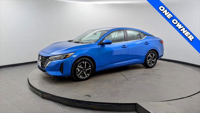 Used 2025 Nissan Sentra SV image 2