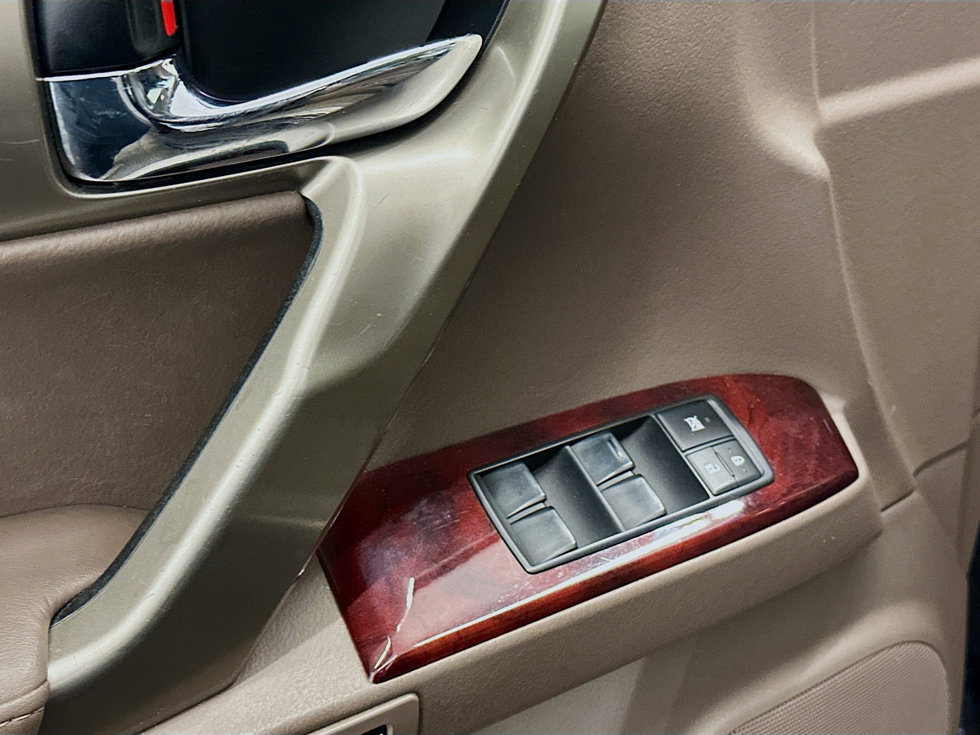 Used 2010 Lexus GX 460 image 15