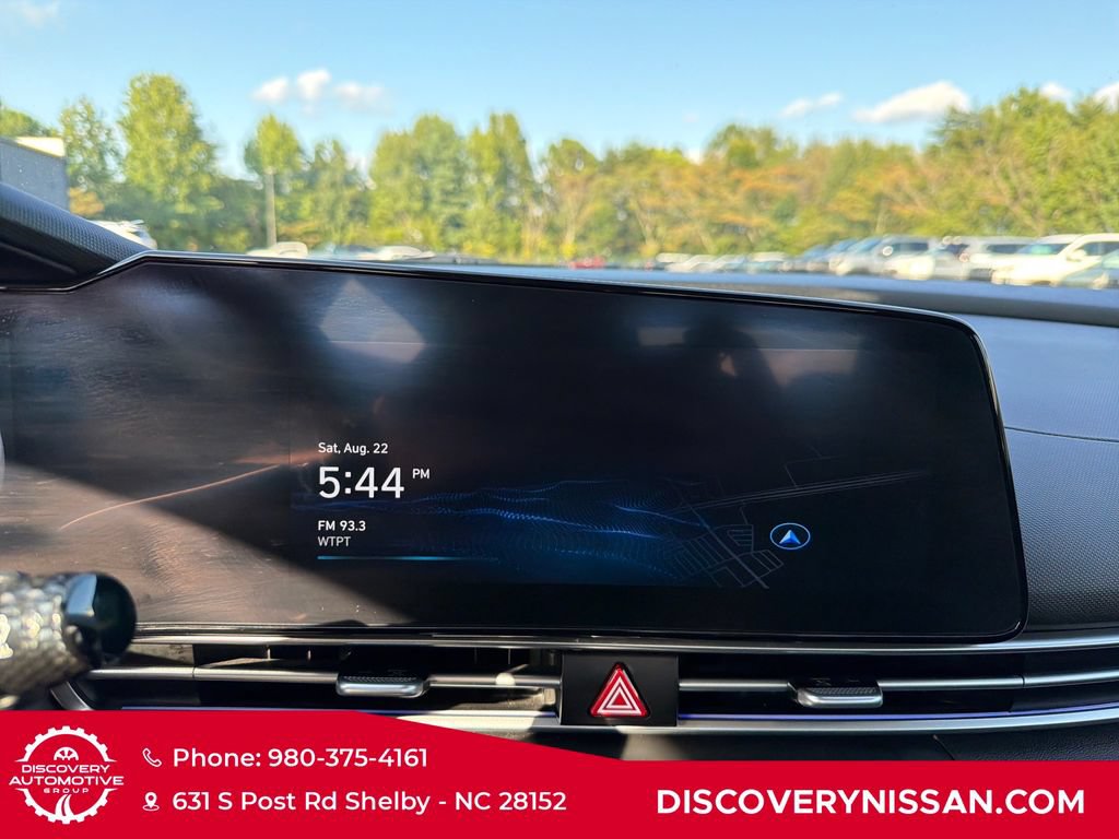 Used 2025 Hyundai Elantra SEL FWD image 16