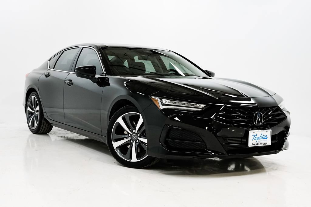 Certified 2025 Acura TLX w/ Technology Package image 5