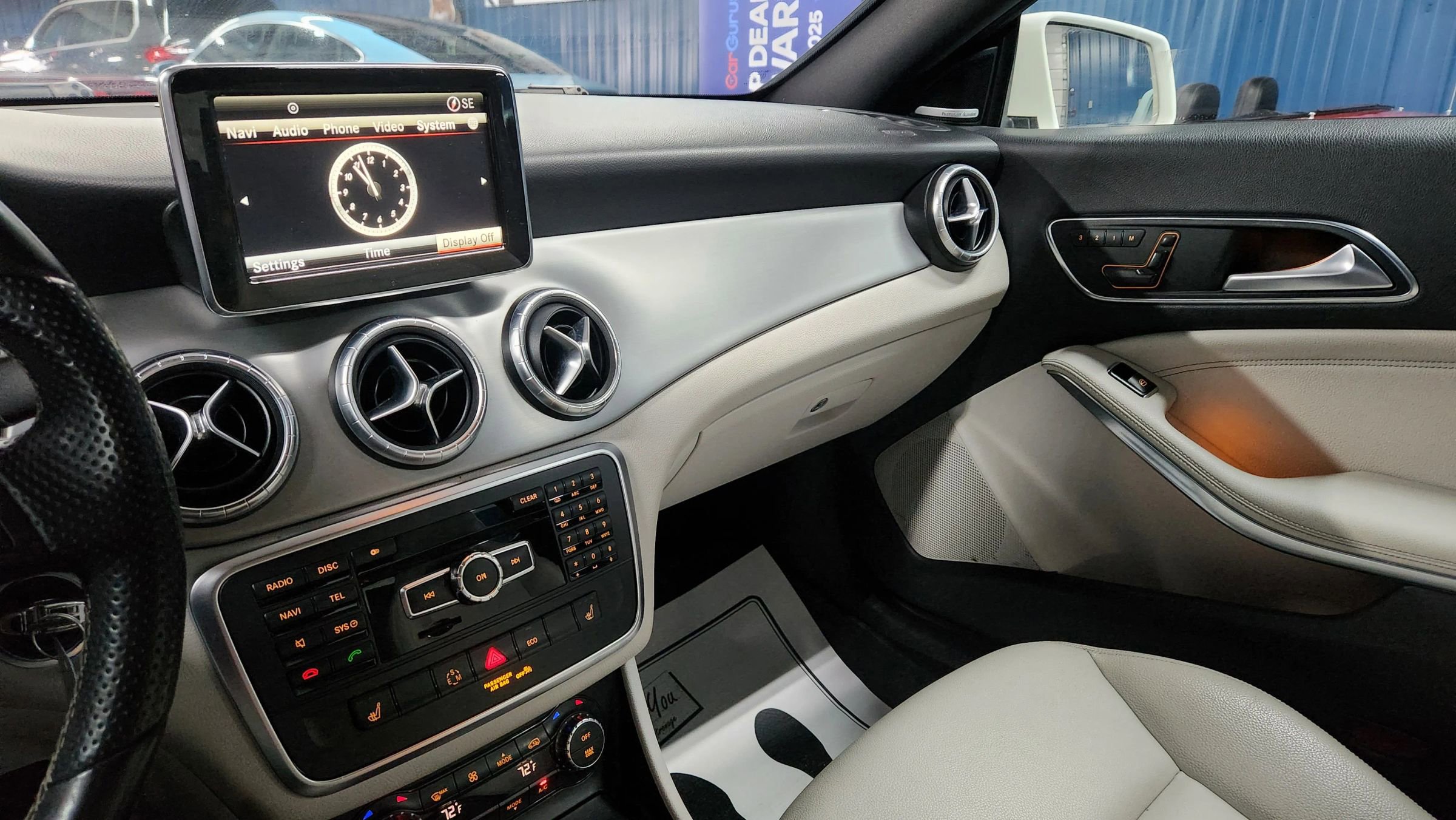 Used 2014 Mercedes-Benz CLA 250 4MATIC image 29