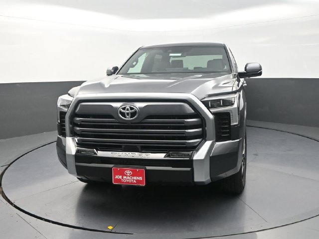 Used 2026 Toyota Tundra Limited AWD/4WD image 2