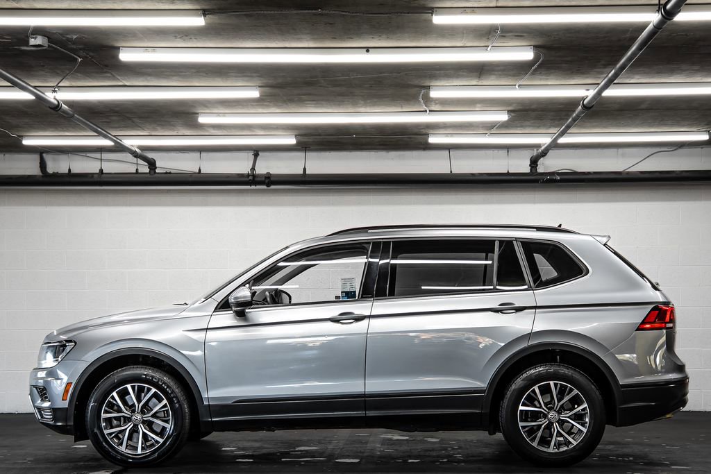 Used 2021 Volkswagen Tiguan S image 2
