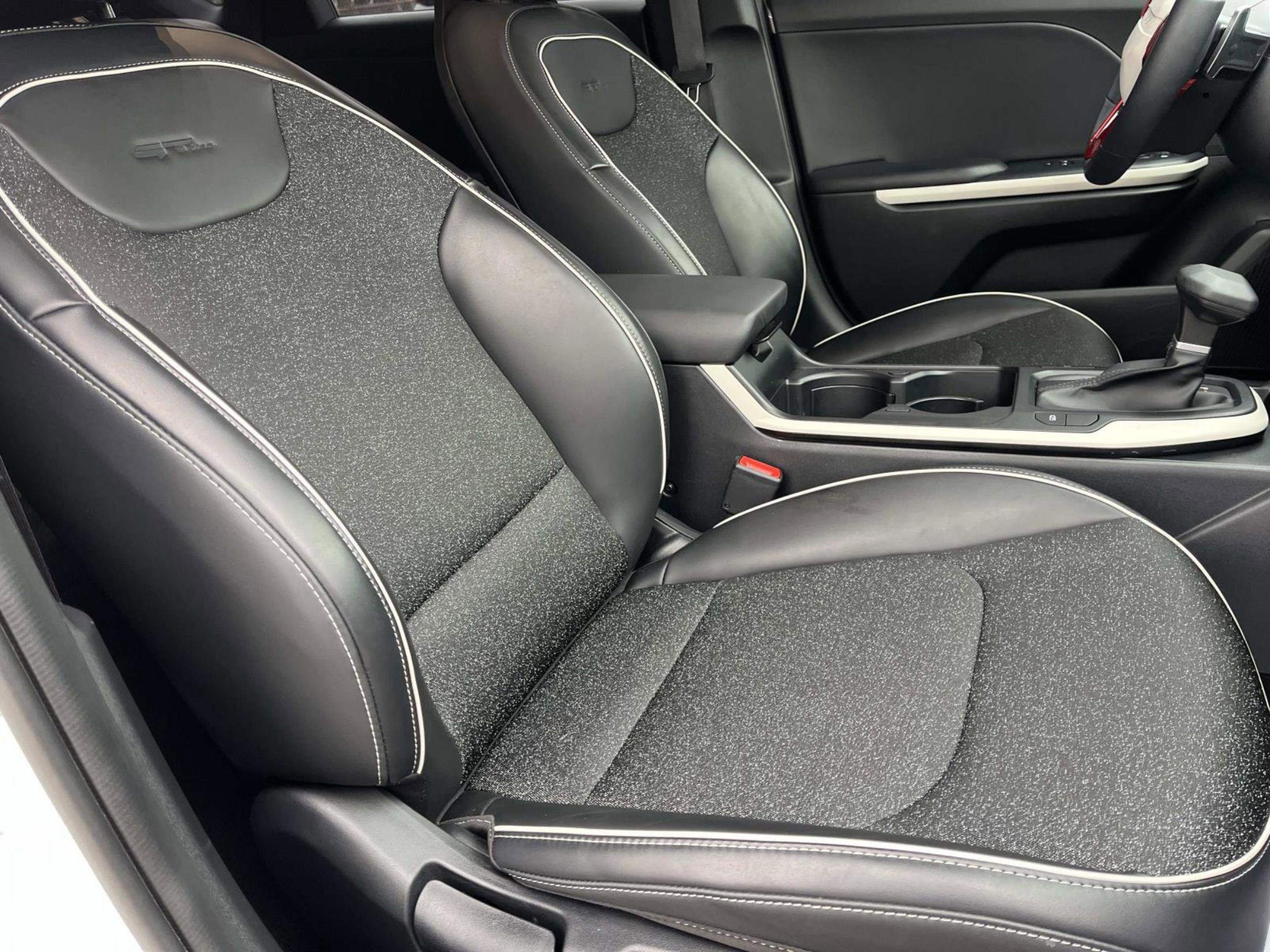 Used 2025 Kia K4 GT-Line image 25