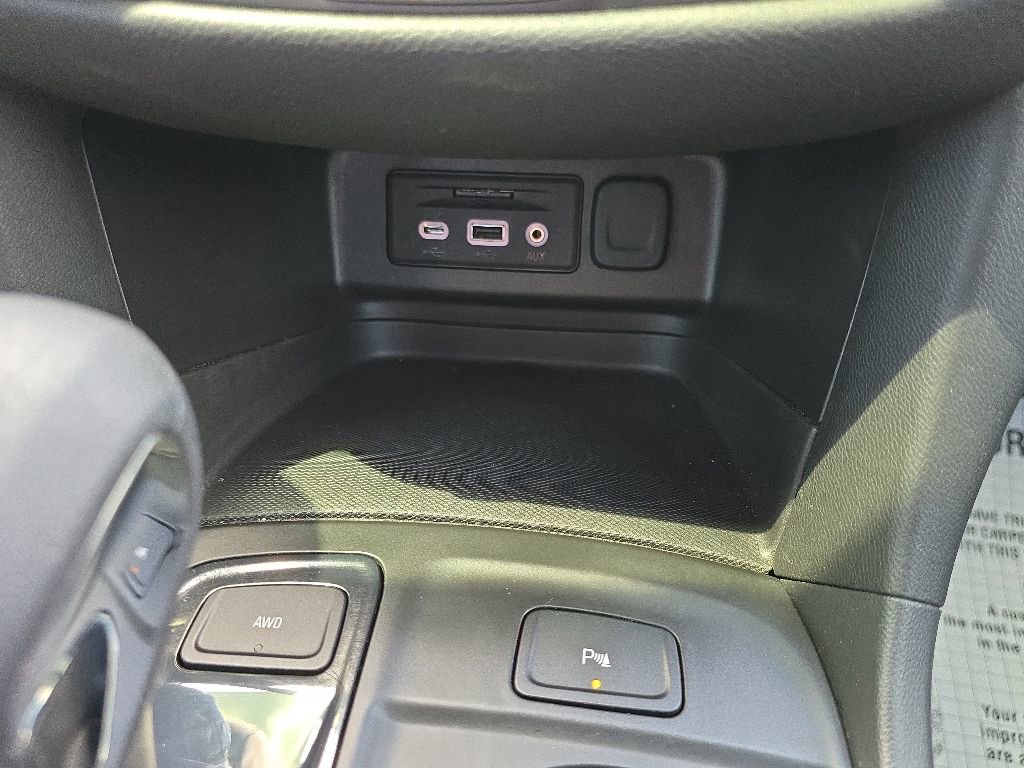 Used 2024 Chevrolet Equinox RS w/ RS Leather Package AWD/4WD image 36