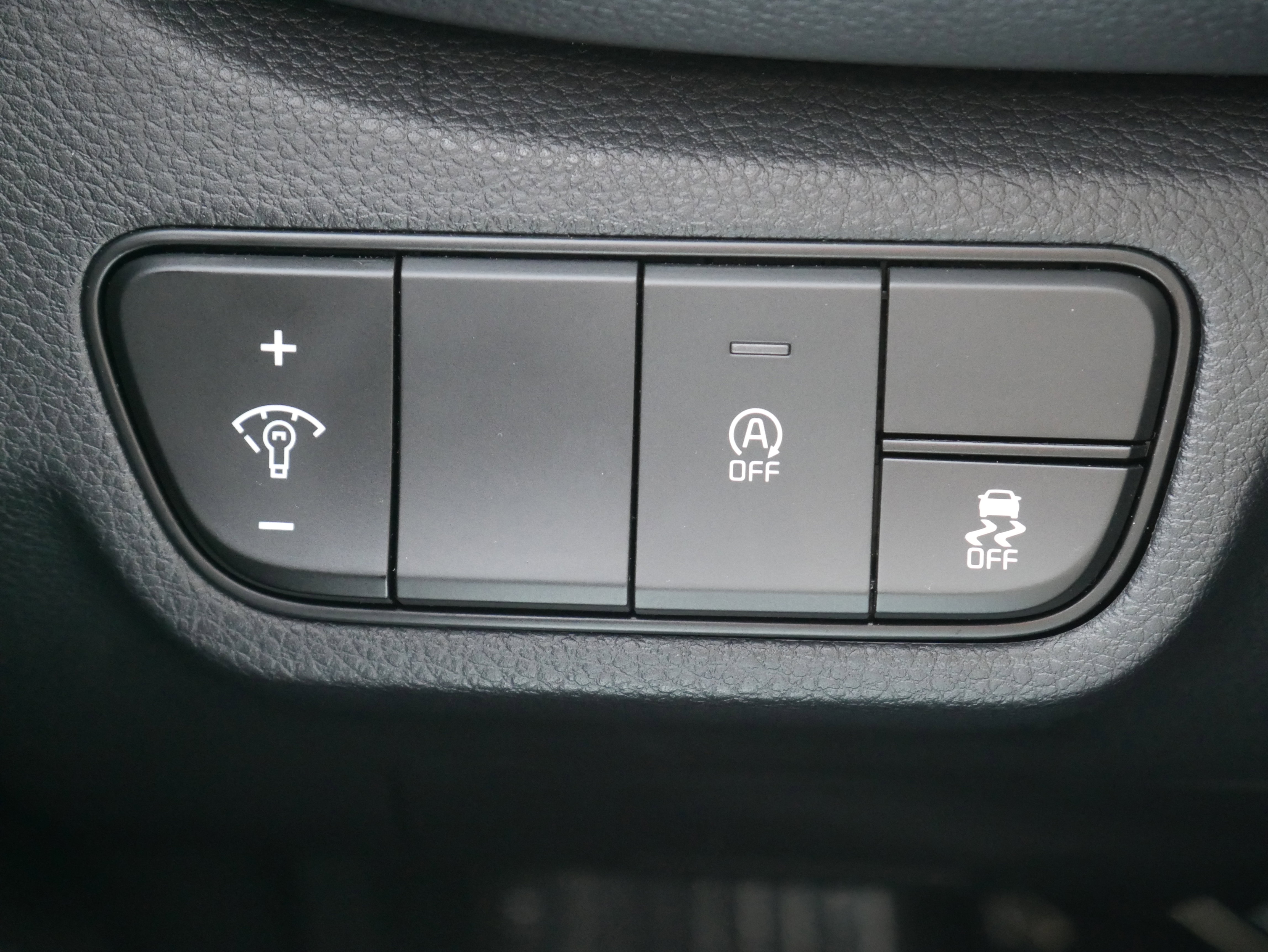 Certified 2025 Kia Seltos S AWD/4WD image 30
