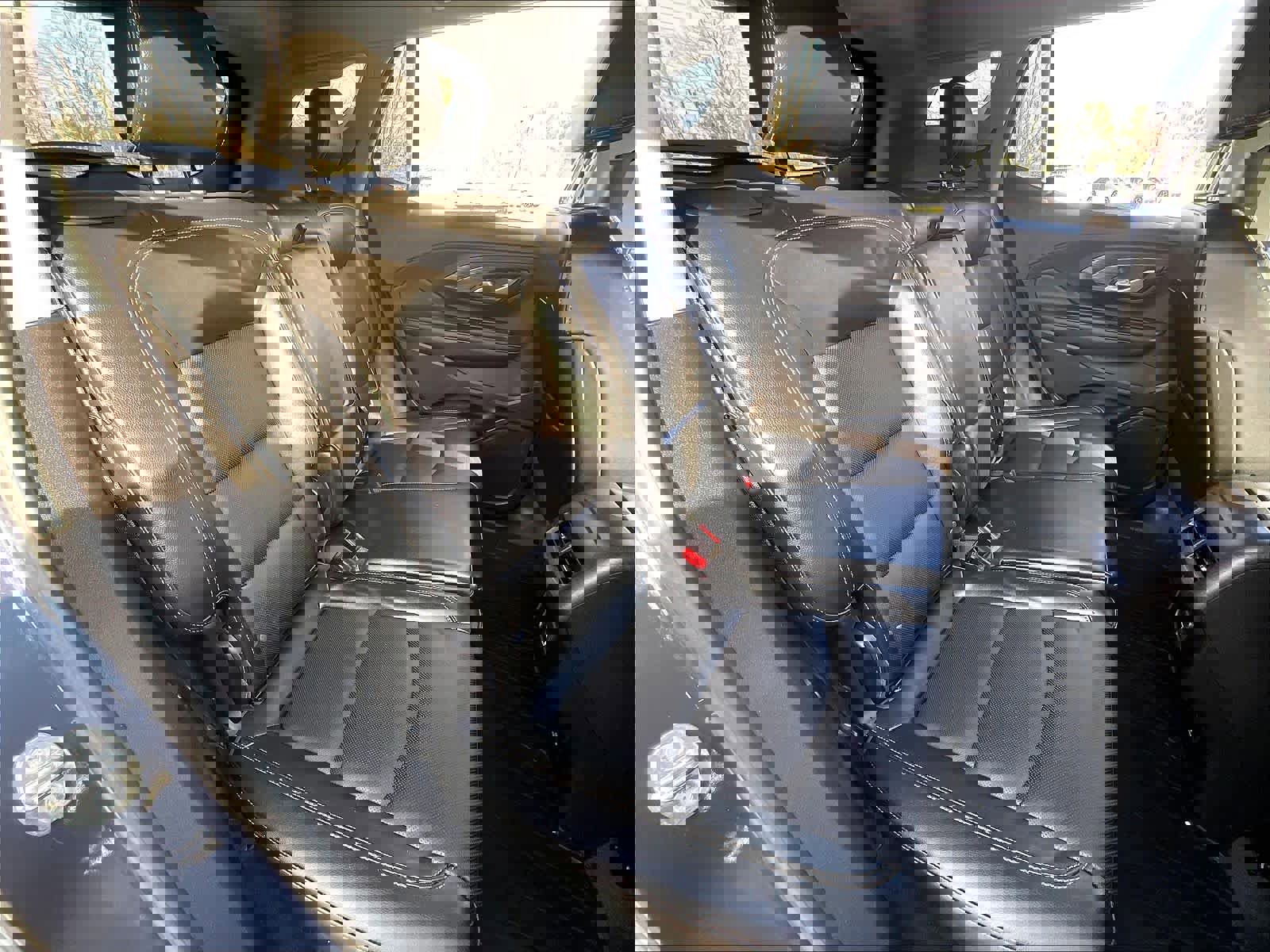 Used 2019 GMC Terrain SLT w/ Preferred Package image 16