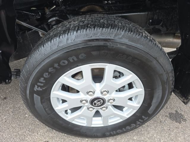 Certified 2024 Toyota Tacoma SR image 6