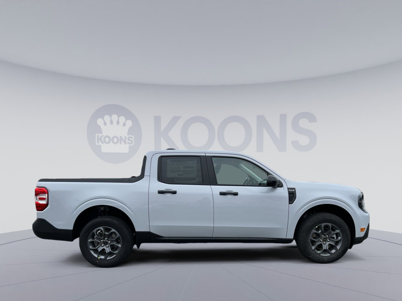 New 2025 Ford Maverick XLT w/ XLT Luxury Package image 8